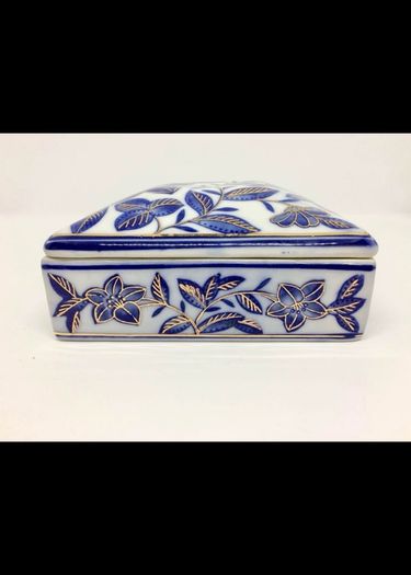 Vintage Porcelain Jewellery Box