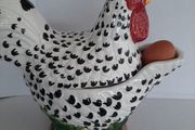 Vintage egg holder
