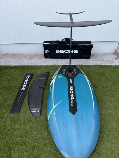 Wingfoil Board, foil set x2, bag, helmet, crash vest.