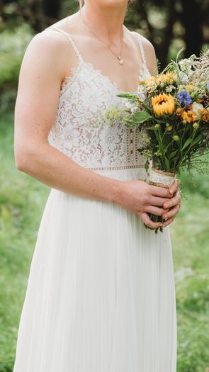 Justin Alexander wedding dress 8/10