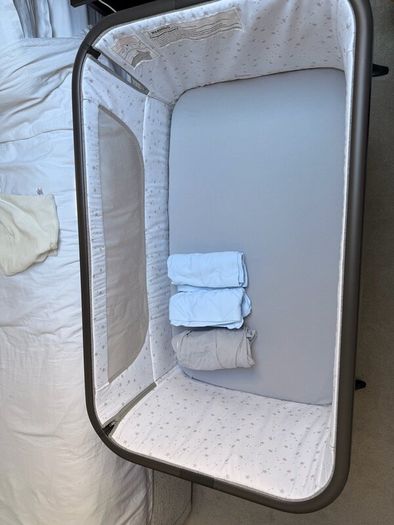 Baby Elegance Co-Glide Electric Bedside Crib