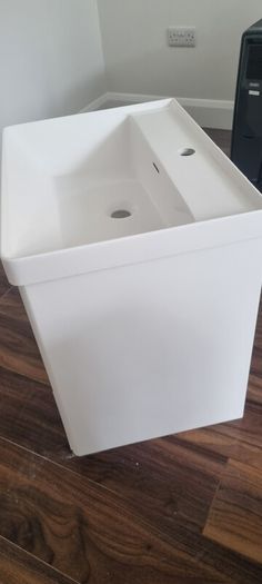 SONAS Reed Wall Hung Vanity Unit