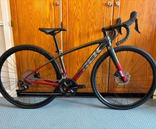 44cm Trek Domane AL 5 Gen 3 Disc - never ridden