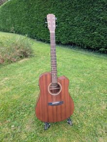 J.N DEV-DCFI Electro-Acoustic Guitar