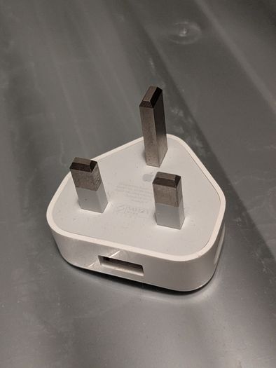 Apple USB charger 5W (A1399)