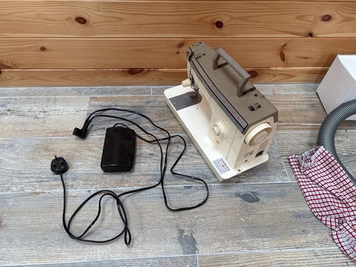 sewing maching