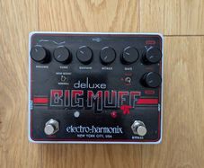 Electro-Harmonix Deluxe Big Muff Pi