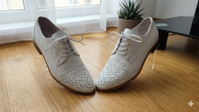 Attizzare White Leather Shoes Size 38 UK 5