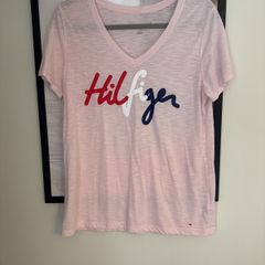 Women's Tommy Hilfiger T-Shirt. Size M