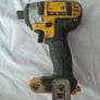 DeWalt DCF885 Impact Driver Image 2