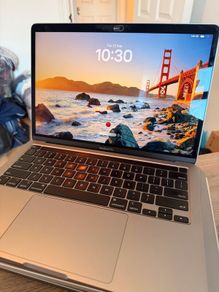 Apple Macbook Pro 13 M1 2020 - Perfect