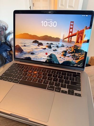Apple Macbook Pro 13 M1 2020 - Perfect