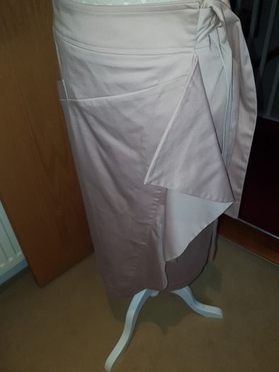 V by Very blush pink/beige wrap skirt size 10 bnwt