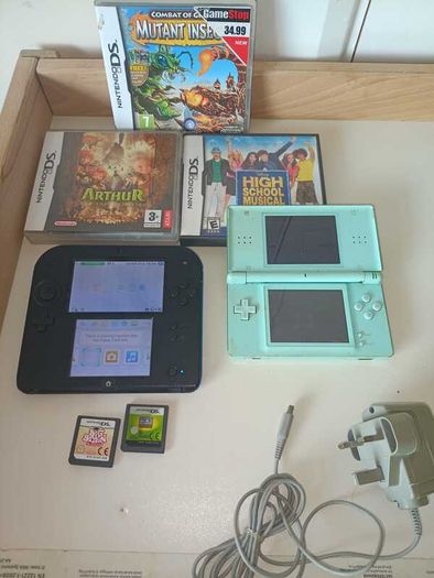 Nintendo 2DS + DS Bundle lot