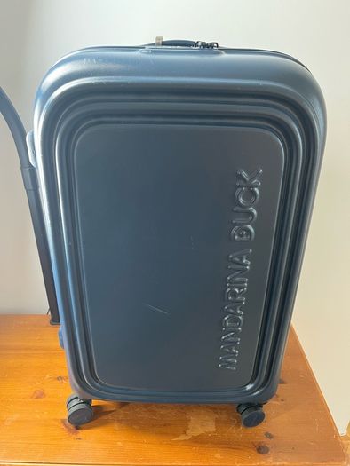 Expandable Suitcase M