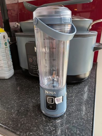 Ninja Blender (Excellent condition)