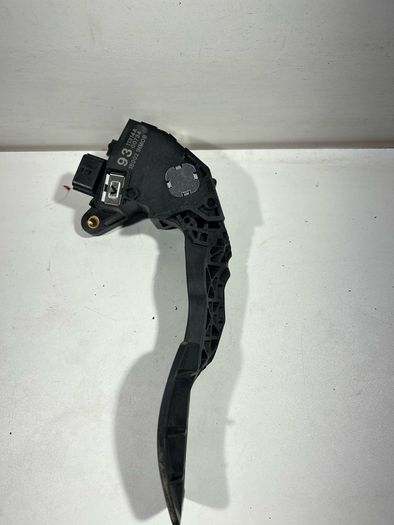 2015 Nissan Accelerator Throttle Pedal 180021hm0b A1l1b517g