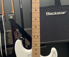 Fender Stratocaster Player Series Polar White