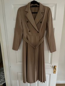 Elegant blazer dress in beige color