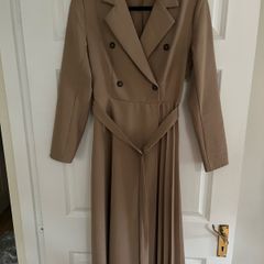Elegant blazer dress in beige color