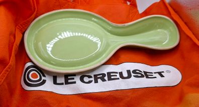 le creuset spoon rest