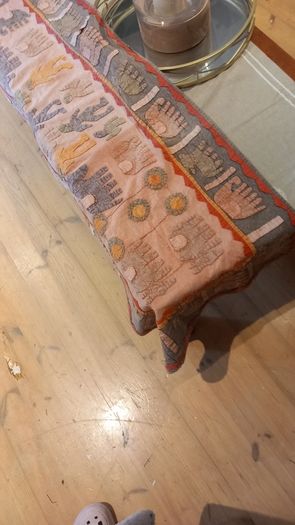 Table runner