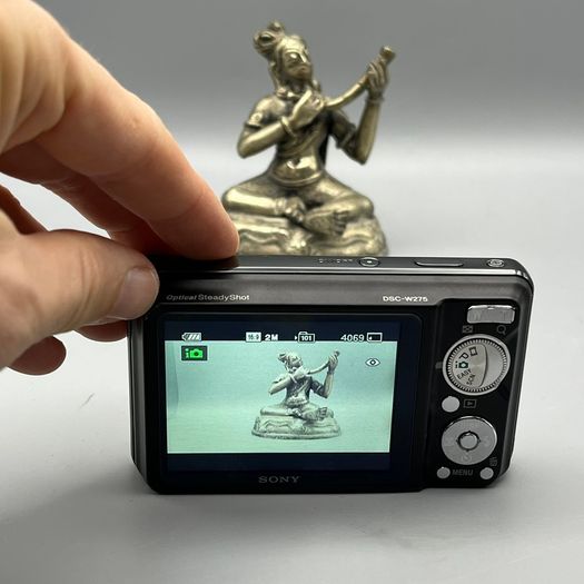 Sony DSC-W275 12.1MP Digital Camera Black - Full Kit