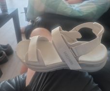 Sketchers arch fit womens sandels