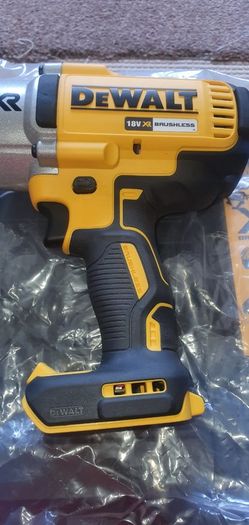 DeWalt 18V XR Brushless 1/2 Impact Wrench Bare Unit