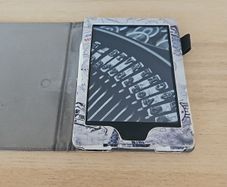 Kindle 8th Gen with Ads