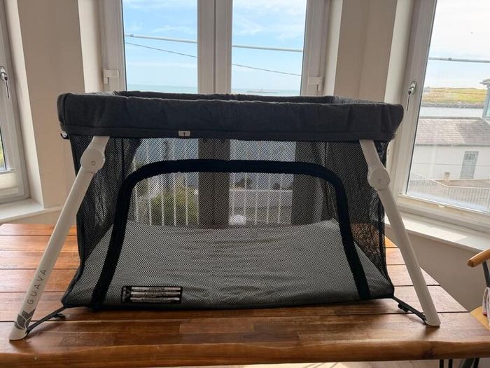 Guava Family Lotus Travel Crib & Backpack
