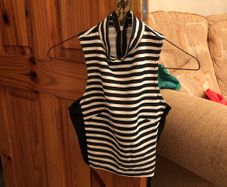 New look size 6 top