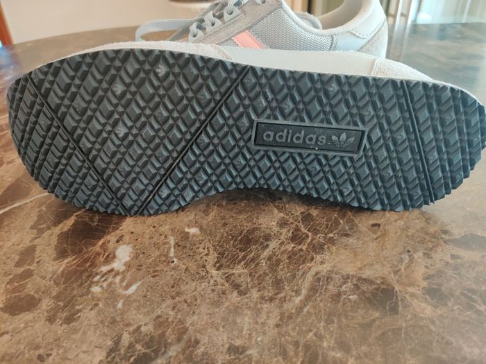 Adidas shoes UK 9.5