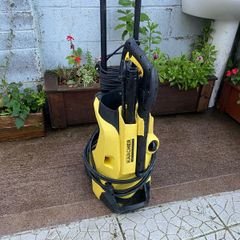 Karcher K4 Powerwash works like new comes with normal car wash and spinner for footpath