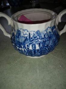 Bone china sugar bowl Royal Myottfi Staffordshire.