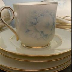 Reduced unused Limited Edition Arklow by Noritake  part tea set