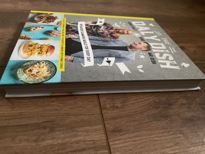 The Daly Dish Synopsis "The Daly Dish: 100 Masso Slimming Meals for Everyday
