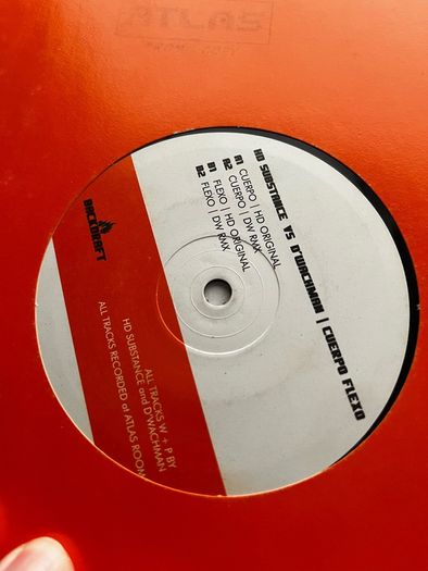 10e each Techno 12" vinyl