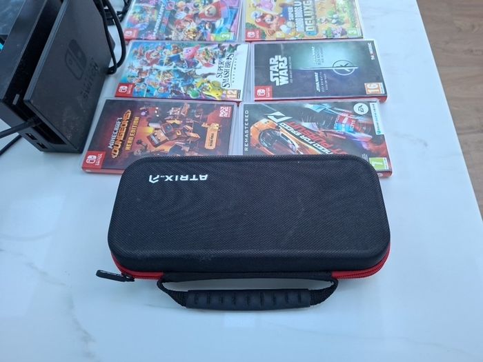 Nintendo Console Bundle including 8 games