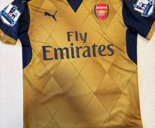 Arsenal 2015/16 Away Jersey - Size Small - Ozil 11 Premier League
