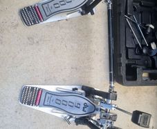 Dw9000 double kick pedals