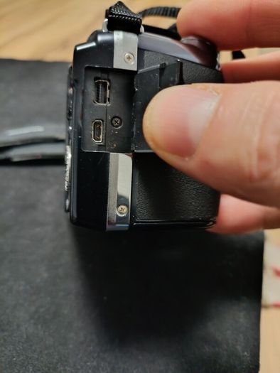 Olympus Camera SP 81OUZ 24mm HDMI 36x zoom Preowned
