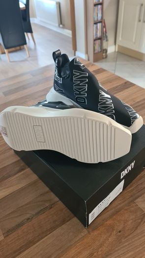 DKNY Trainers