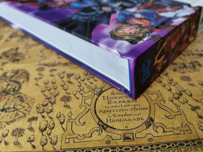 The DC Comics Encyclopedia ! All New Edition! Beautiful Hardcover ! Covers over 1200 Characters ! 2016 ! by DK !