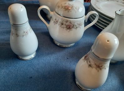 Beautiful china dinner and tea set