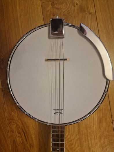 Remo 4 string Banjo with carry bag