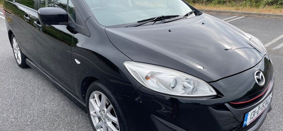131 Mazda 5 Sport High Spec 7 seater New NCT.