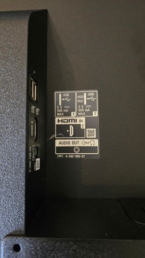 Sony Bravia 32" Smart TV (KDL-32W756) - Like New + Wall Mount