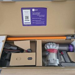 Brand New Dyson v8 Absolute