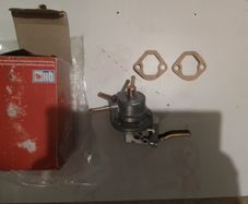 Nissan Sunny / Cherry / Prairie Fuel Pump.